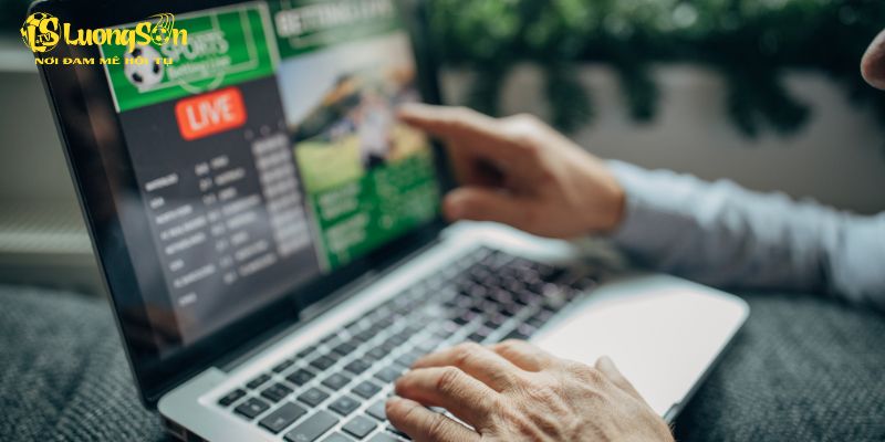 Các giải đấu bóng đá được phát sóng trên luongson tv