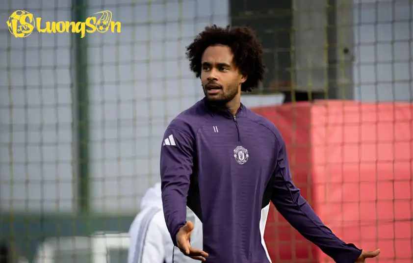 Joshua Zirkzee muốn rời Man Utd vào kỳ chuyển nhượng mùa đông