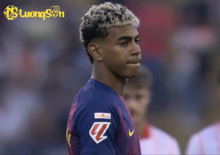 Yamal có trận đấu tệ trước Real